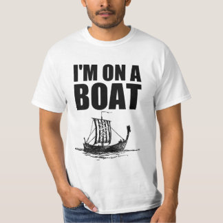 Im en una camisa del mayor del barco