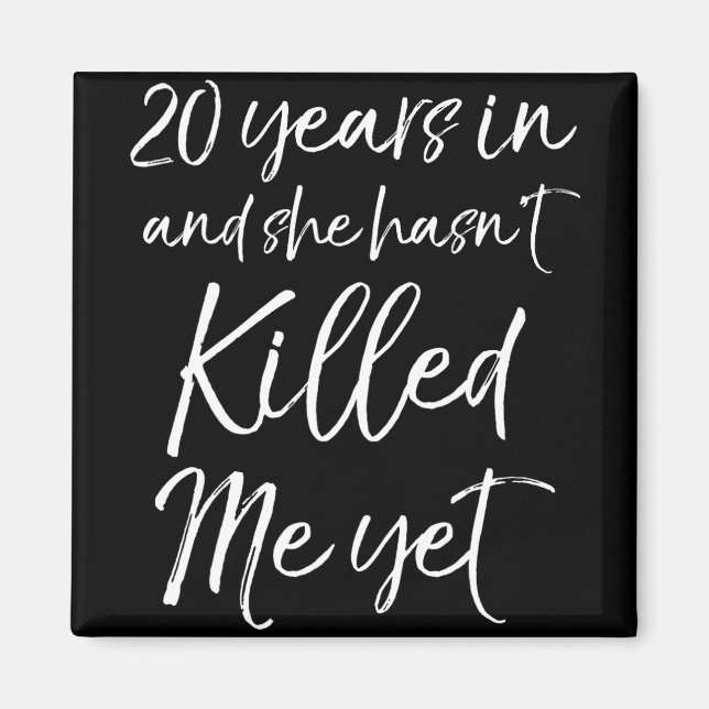 Imán 20 años después y ella tiene 39 años (Frente)