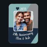 Imán 25° Aniversario de Boda de Plata Foto Keepsake<br><div class="desc">Este imán personalizado es la manera perfecta de celebrar su hito boda con su foto personalizada favorita para un mantenimiento intemporal en los años venideros.</div>