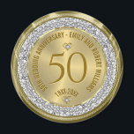 Imán 50.º Aniversario del Oro Diamantes Blancos<br><div class="desc">Celebra tu 50 aniversario de boda con estilo con este exquisito corazón blanco y dorado adornado con impresionantes diamantes falsos. Un símbolo de amor y compromiso duraderos,  esta elegante pieza es la manera perfecta de conmemorar esta ocasión histórica.</div>