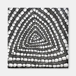 Imán Abstract Triangle Detailed Pen and Ink Shapes 