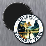 Imán Acuarela vintage de montaña de Yosemite California<br><div class="desc">Parque Nacional Yosemite,  California. Este diseño retro hace un gran Navidad o regalo de cumpleaños para los aficionados a los Parques Nacionales y Montañas de California. El diseño retro vintage es un regalo perfecto para los amantes del camping y del senderismo por la naturaleza.</div>