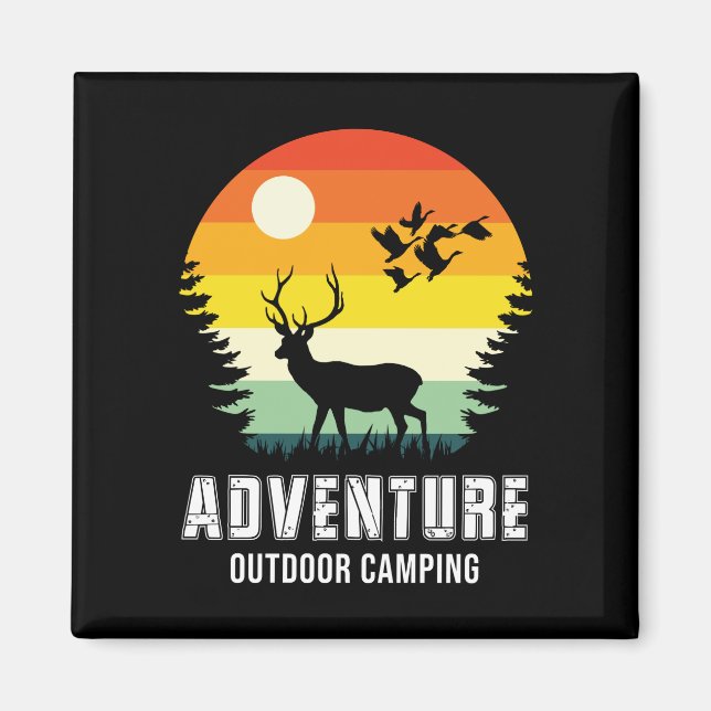 Imán Adventure Outdoor Camping Deer and Forest (Frente)