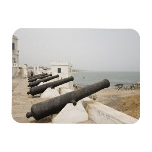 Imán África, África Occidental, Ghana, Elmina. Cañones
