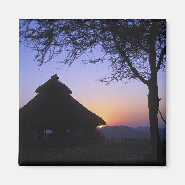 Imán África, Etiopía, región del río Omo, puesta del so (Frente)