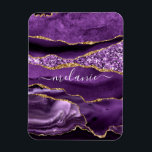 Imán Agple violeta púrpura Purpurina de oro Geode Nombr<br><div class="desc">Agate Violet Gold Purpurina Geode Nombre personalizado Sparkle Marble Personalizado Cumpleaños - Aniversario o Regalo Boda / Proveedor - Añadir tu nombre - Texto o Eliminar - Hacer tu regalo especial - Redimensionar y mover o eliminar y agregar texto / elementos con la herramienta de personalización. Diseño de MIGNED. Por...</div>