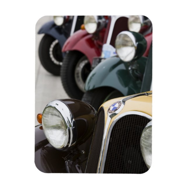 Imán Alemania, Bayern-Baviera, Munich. BMW Welt Car 5 (Vertical)