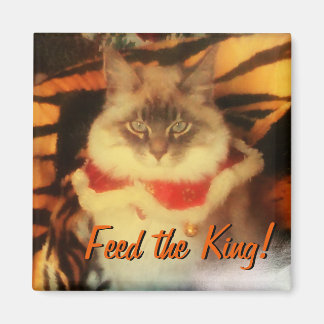 Imán ¡Alimenta al Rey! Meme de imagen de su mascota