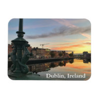 Amanecer a lo largo del río Liffey en Dublín, Irla