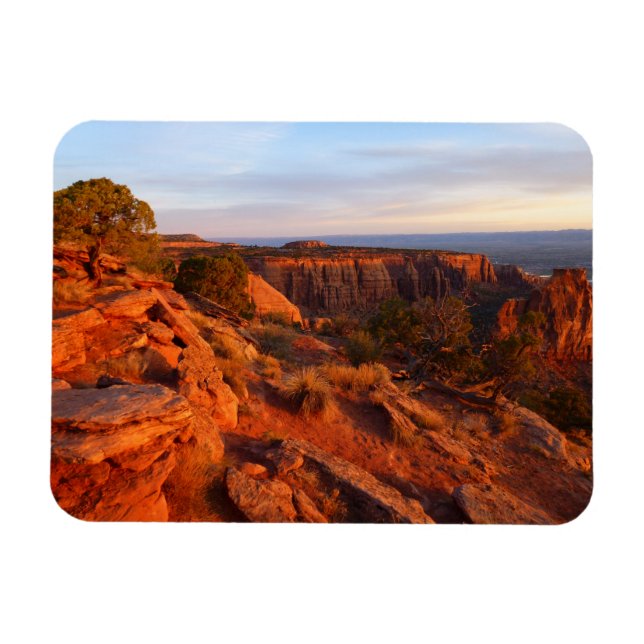 Imán Amanecer en el sendero Grand View en el Monumento  (Horizontal)