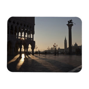 Imán Amanecer en Plaza San Marco