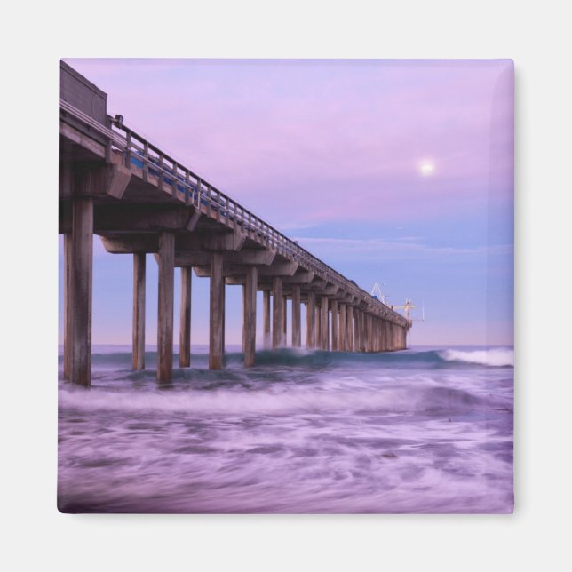 Imán Amanecer morado sobre el muelle, California (Frente)