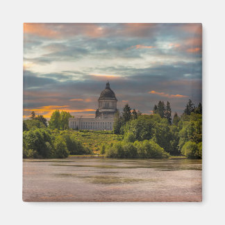 Imán Amanecer sobre el lago Capitol en Olympia WA