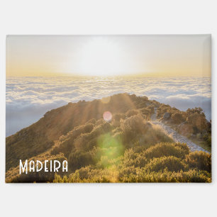 Imán Amanecer sobre las nubes en Madeira, Pico Ruivo