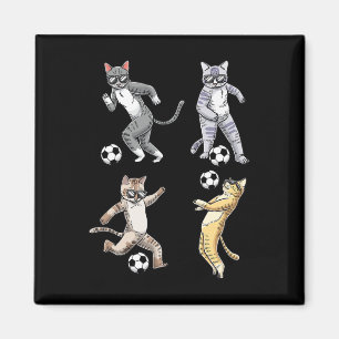 Imán Amante de gatos divertidos jugando fútbol jugador