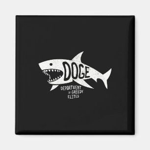 Imán Anti Doge D.o.e. Real Meaning Elites Tiburón Tee