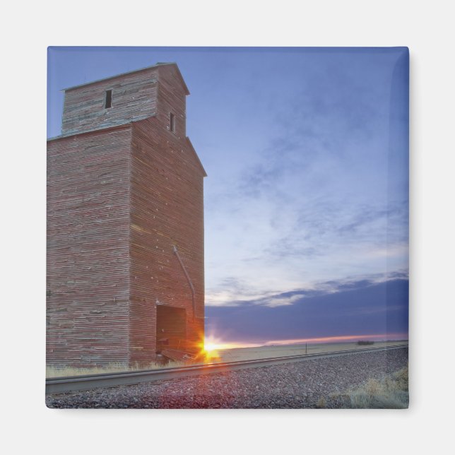 Imán Antiguo granero en Collins Montana al amanecer (Frente)