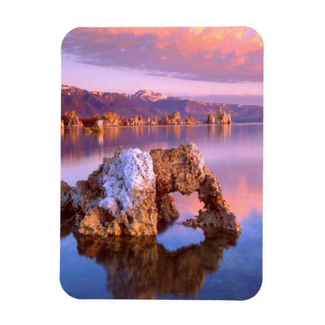 Imán Arco de toba en Mono Lake (Vertical)