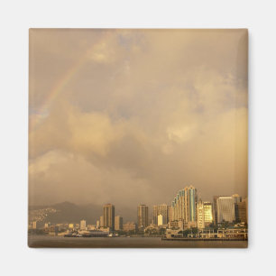 Imán Arcoíris sobre Honolulu, Hawái, EE. UU. 3