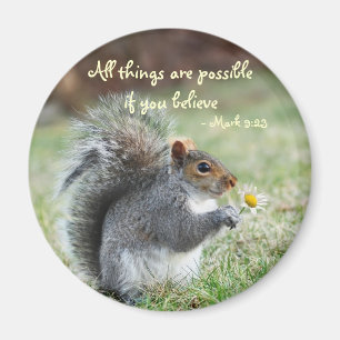 Imán Ardilla con marca de margarita 9:23 Verse