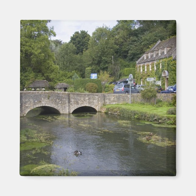 Imán Arroyo de truchas en la aldea de Bibury, (Frente)
