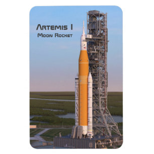 Imán Artemis One Moon Rocket on Pad
