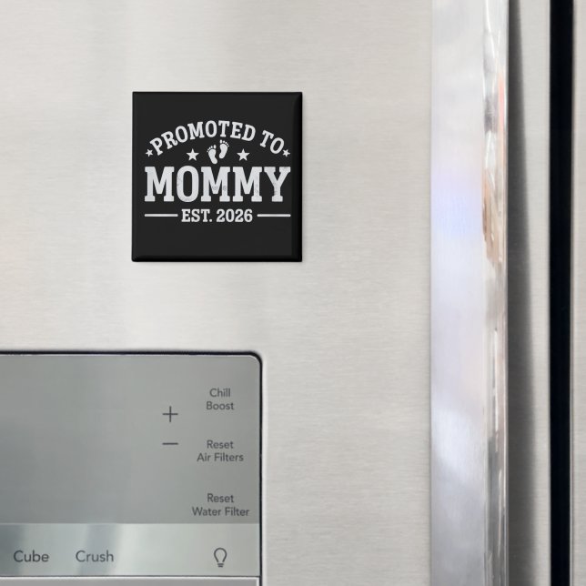 Imán Ascendida a Mamá est. 2026 Anuncio de Bebé Mamá (In situ (nevera))