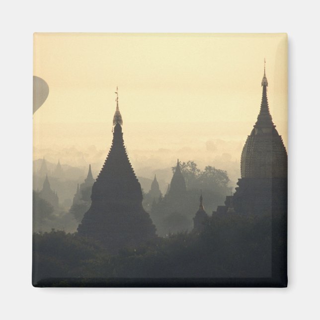 Imán Asia, Birmania, (Myanmar), Pagan (Bagan) Aire cali (Frente)
