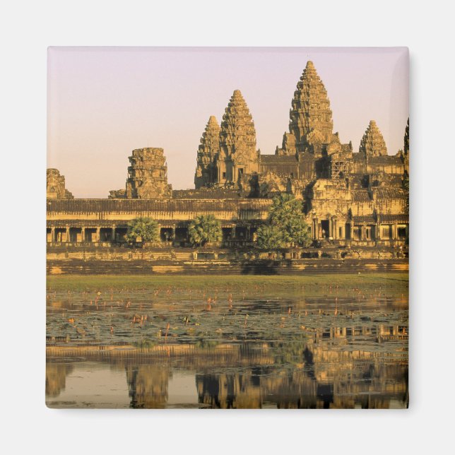 Imán Asia, Camboya, Siem Reap. Angkor Wat. (Frente)