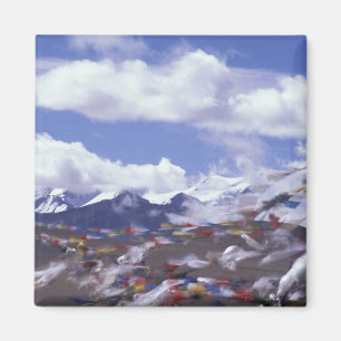 Imán Asia, China, Tibet, Tangla Pass. Banderas de oraci