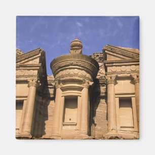 Imán Asia, Jordania, Petra. El Deir, el Monasterio. 2