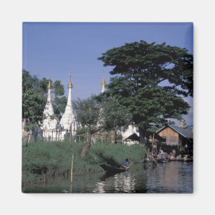 Imán Asia, Myanmar, Lago Inle. Un mercado flotante.