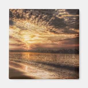 Imán Asombroso amanecer en la playa