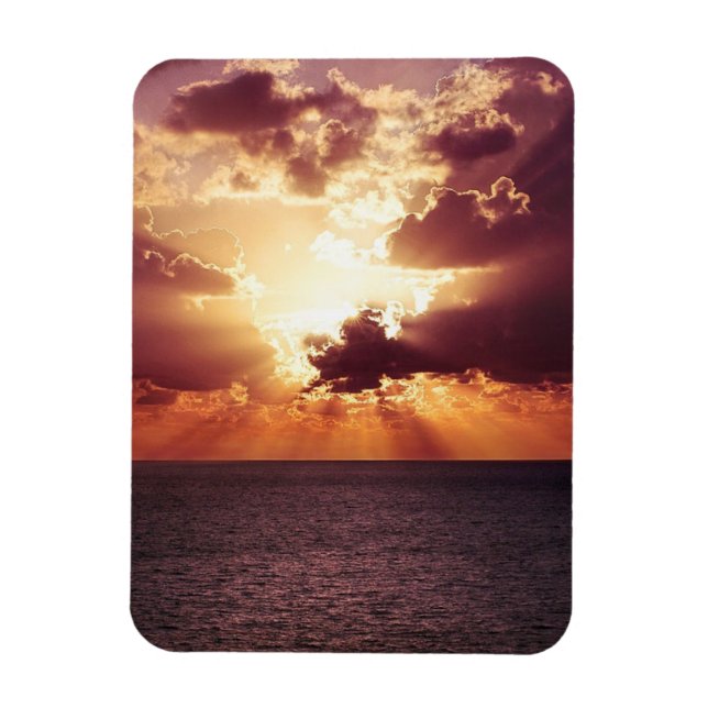 Imán Atardecer nublado sobre el horizonte del mar (Vertical)
