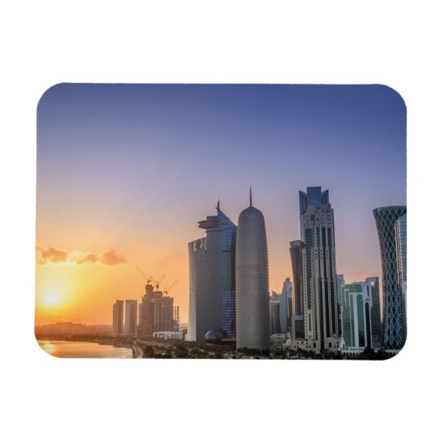 Imán Atardecer sobre la ciudad de Doha, Qatar (Horizontal)