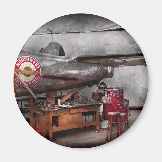 Imán Avión - El hangar de reparación (Frente)