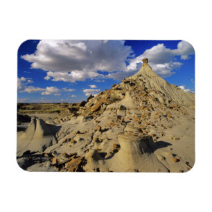 Imán Badlands en el parque provincial de los dinosaurio