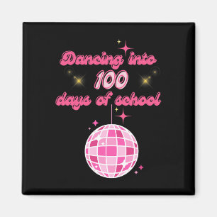 Imán Bailando En 100 Días De Escuela Con Disco Rosa Ba