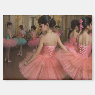 Imán Bailarinas en una gran sala de estilo rocóco