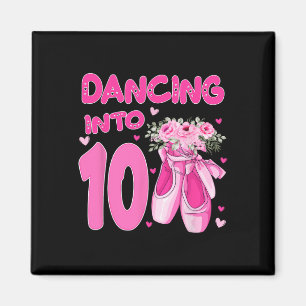 Imán Ballet bailando en Ballet de cumpleaños número 10