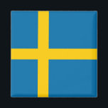 Imán Bandera sueca (Suecia)<br><div class="desc">Este diseño presenta la bandera nacional de Suecia (conocida oficialmente como el Reino de Suecia), que es un país nórdico del norte de Europa. Suecia limita con Noruega al oeste y al norte; Finlandia al este; y el país está conectado con Dinamarca al suroeste por un túnel puente a través...</div>