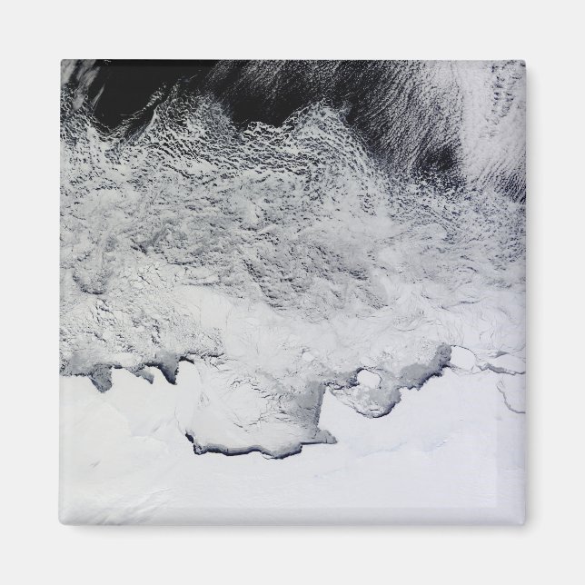 Imán Banzare, Sabrina y Costas Budas, Antártida (Frente)