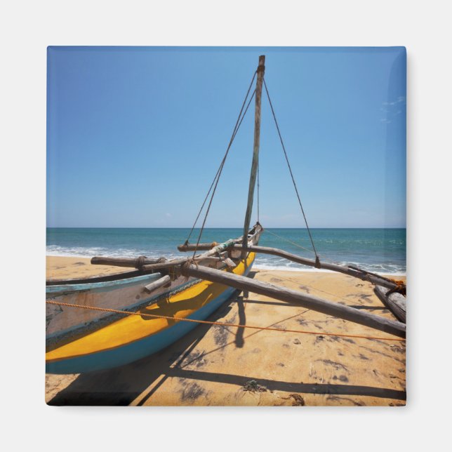 Imán Barco De Pesca Aburrido En La Playa (Frente)