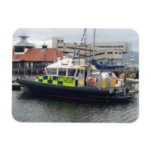 Imán Barco patrullero de la policía del Reino Unido, Ro