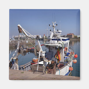 Imán Barco pesquero en el puerto de Honfleur, Francia