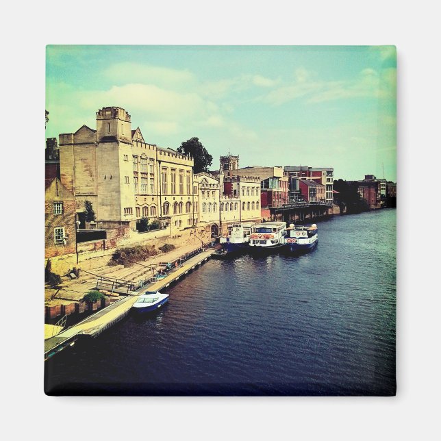 Imán Barcos , en el río (Frente)