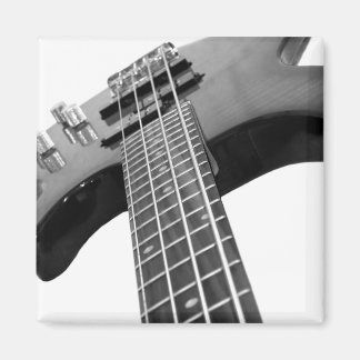 Imán Bass