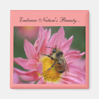 Imán Bee on Daisy Inspiradora la belleza de la naturale