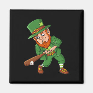 Imán Béisbol St Patricks Día Leprechaun Hitter Batter
