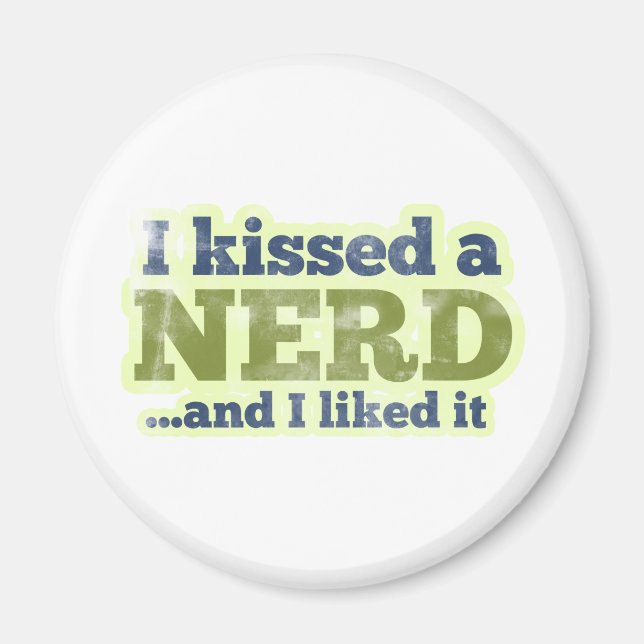 Imán Besé un Nerd y me gustó (Frente)